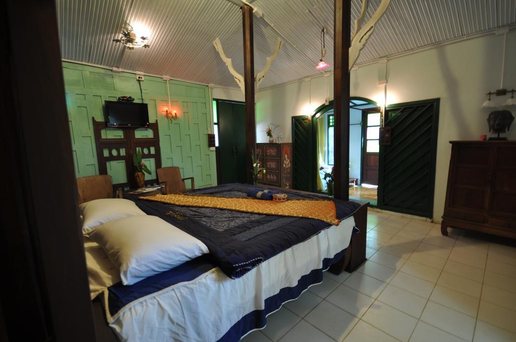 Ayutthaya Bouchic Hostel Eksteriør bilde